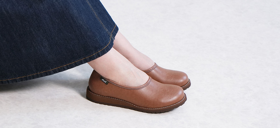 レディースシューズ エールの商品画像